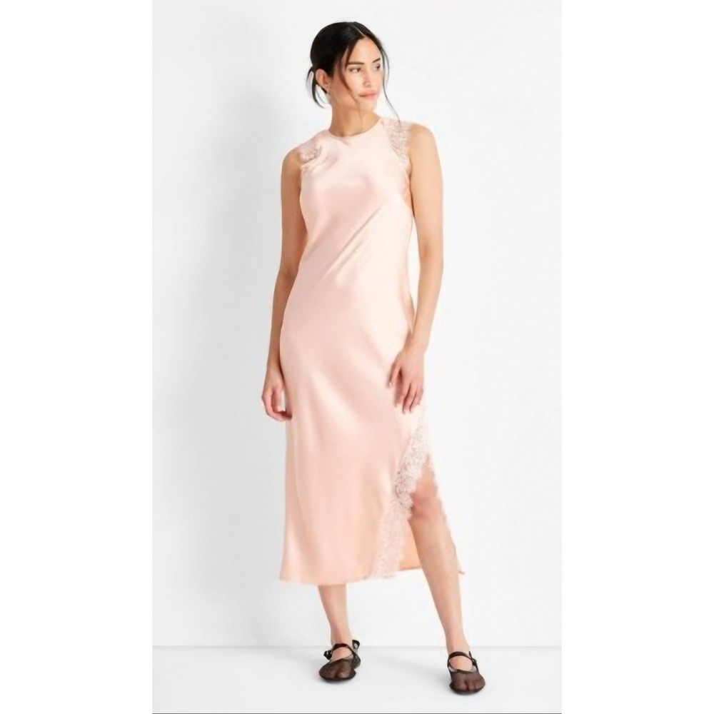 Future Collective Woman's Size XS romantic feminine Lace Dress NWT - Picture 2 of 9